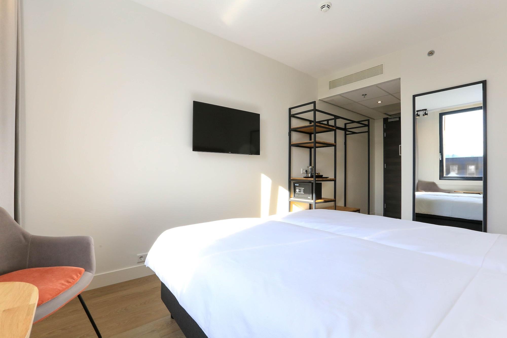 วิงส์ โฮเต็ล Hotel รอตเตอร์ดัม ภายนอก รูปภาพ